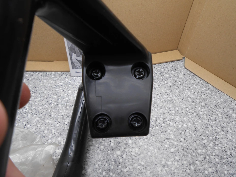 Husqvarna RedMax 526056401 Handle Assembly - Image 3 of 4