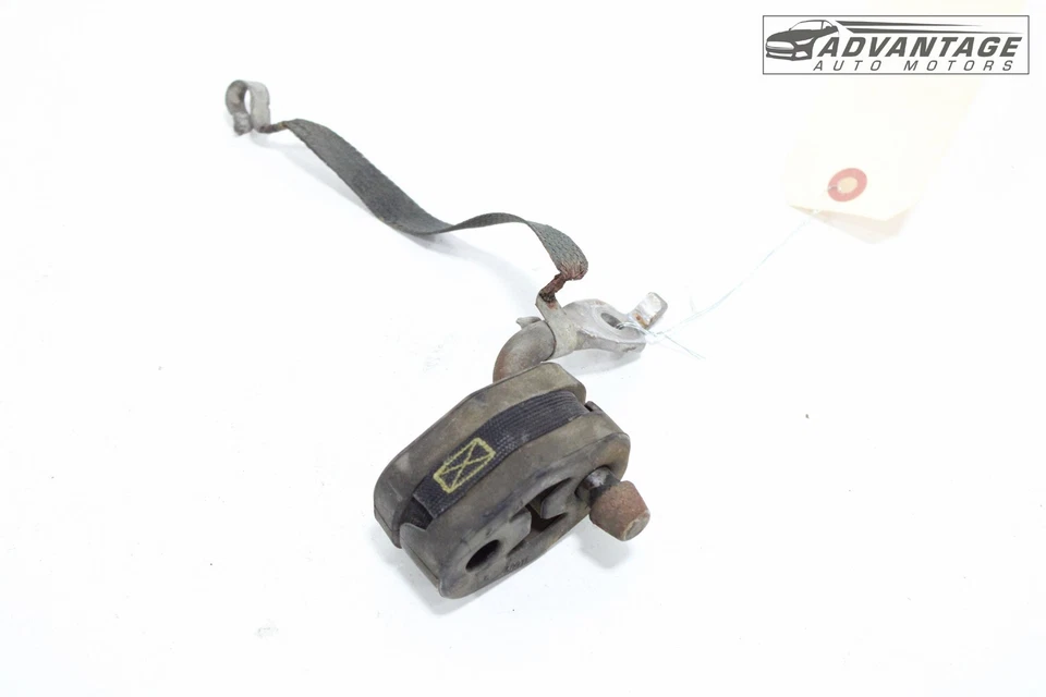 2018-2023 DODGE CHARGER REAR RIGHT SIDE EXHAUST PIPE LOWER HANGER & BRACKET OEM - Image 3 of 4