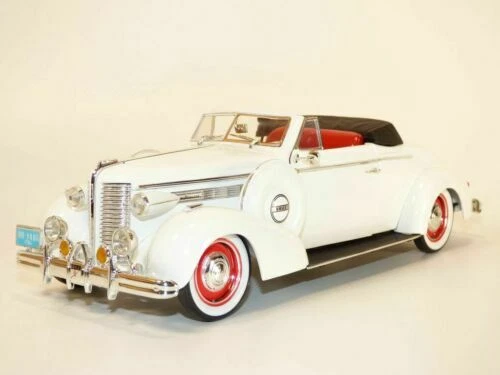 Signature Models Modellautos, - LKWs & -Busse von BMW im Maßstab 1:18