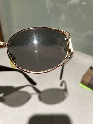 Fendi Italy Vintage 80s Oval Gold Logo Frame Eyeglasses Sunglasses With Case Fendi Italy Vintage 80s Oval Gold Logo Frame Eyeglasses  main image 3