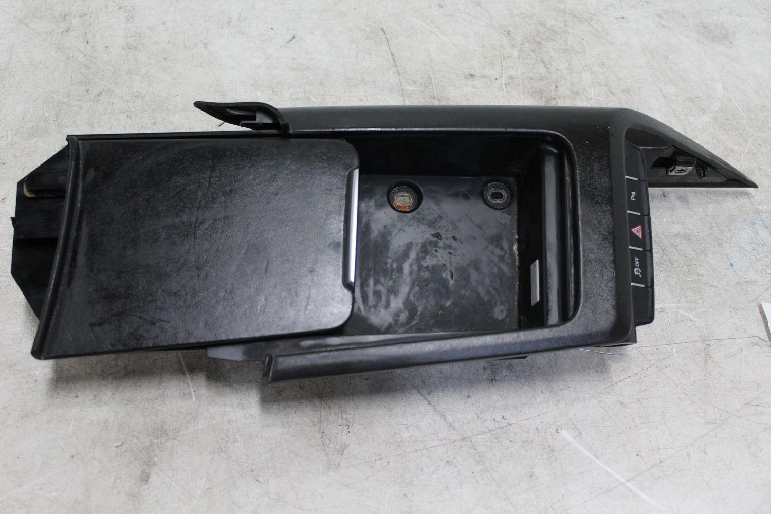 Front Console AUDI R8 18