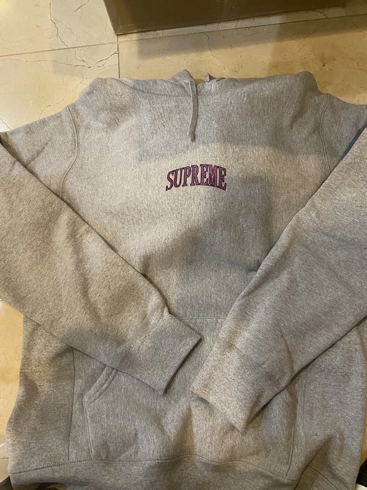 Pull à capuche Supreme SS17 2017 logo paillettes arc flambant neuf L large