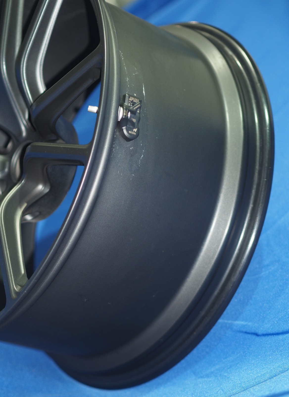 2016-2021 McLaren 570S Rear 20" x 10" Ten Spoke Rear Wheel Rim OEM A GRADE!
