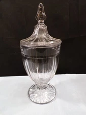 Heisey Clear Glass Recessed Panel Covered Candy Dish Jar Box