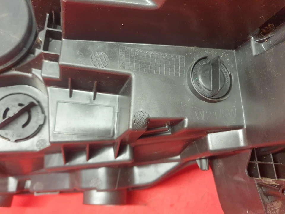 TOYOTA PROACE FARO CIUDAD LADO CONDUCTOR OFFSIDE FARO FURGONETA 2022 Foto 2 de 4