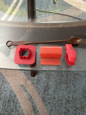 Tupperware Accessories (4) Vintage