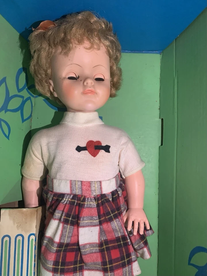 ¡Muñeca caminante vintage EEGEE Miss Susan I’m A! Muñeca Goldberger Mfg Co con caja EE. UU. Foto 4 de 4