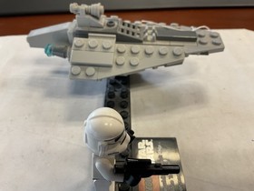 Lego Star Wars #75007 Republic Assault Ship w/Clone Trooper, assembled
