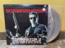 Terminator 2 Judgment Day Laserdisc LD68952-2WS Widescreen Arnold Schwarzenegger