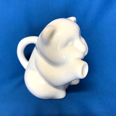 White Sur La Table Ceramic Cat Kitty Creamer With Paw Spout