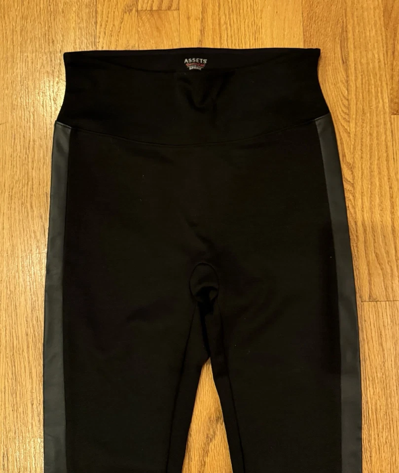 SPANX Assets Leggings Adelgazantes Cintura Alta Negros Imitación Cuero Rayas Grandes Foto 3 de 4