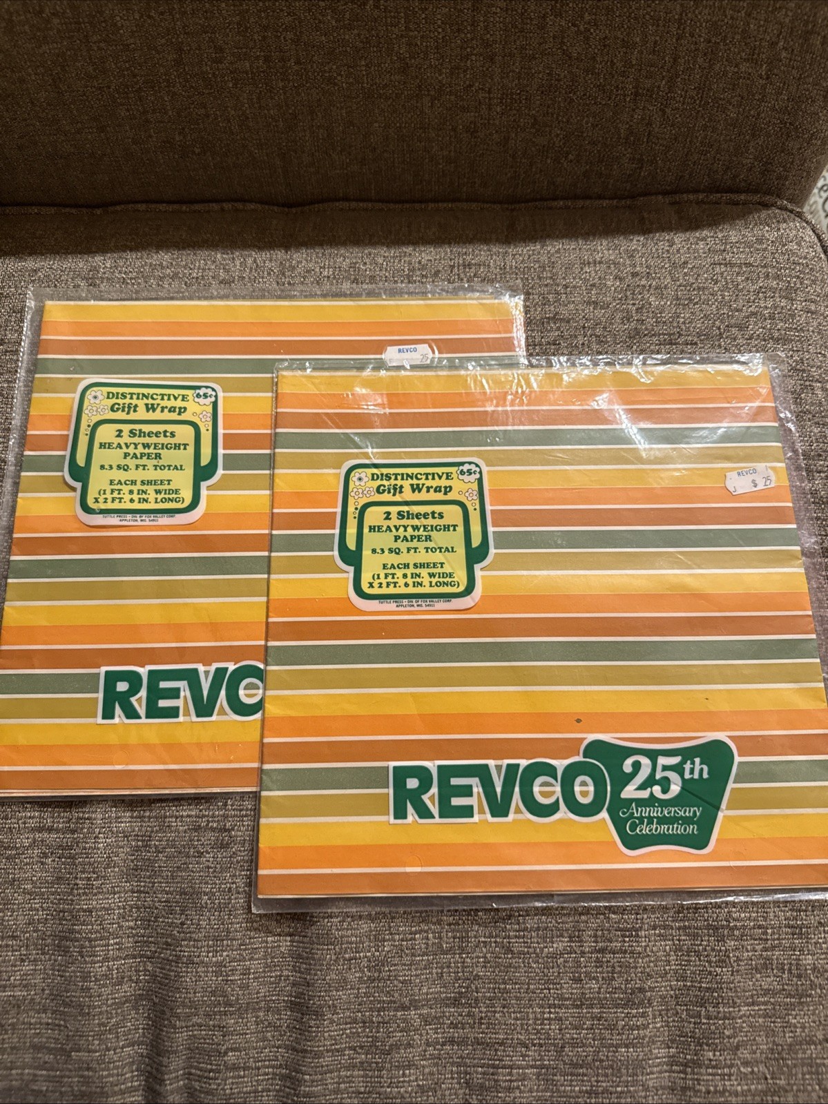 Gift Wrap 4 Sheets