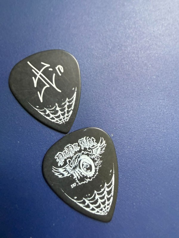 ((( METALLICA ))) guitar pick (one pick) VERY RARE #24