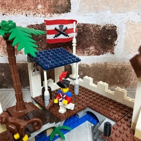 LEGO Pirates 6242 Marine Fort Set - Used No Box Manual Complete