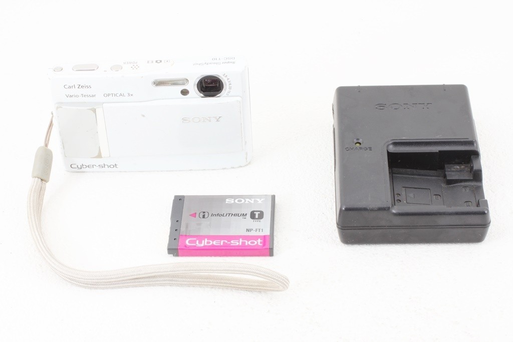 SONY サイバーショット DSC-T10 【訳あり】 Sony Cyber-shot DSC-T10 7.2MP Digital Camera - Silver for
