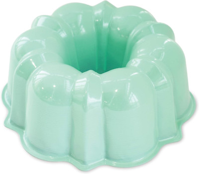 Nordic Ware Formed Bundt Pan, Mint