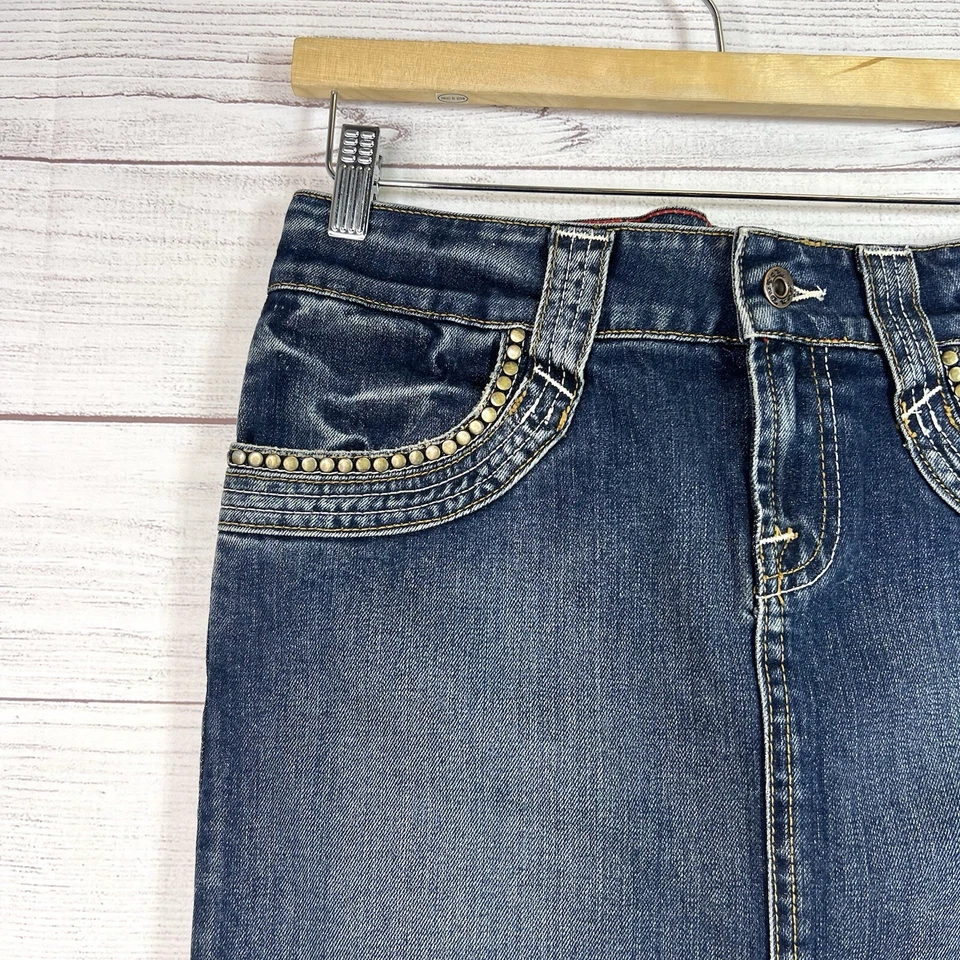 Falda vaquera Von Dutch con tachuelas Y2K talla L Foto 4 de 4
