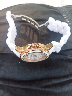 ARMITRON NOW LADIES WATCH new Battery Ivory/White 7  Band Butterfly Clasp