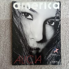 AMERICA Magazine #01 Spring 2004-Alicia Keys,Pharrell, Juliette Lewis,Kelis RARE