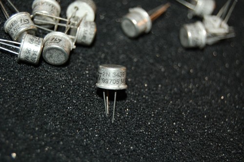2N3439 ST MICRO Bipolar Junction Transistor NPN Type TO-5 (2 PC) - 第 1/1 張圖片