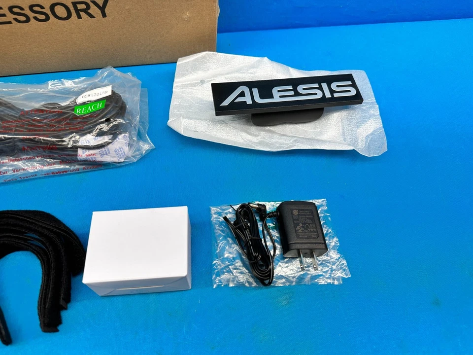 Controlador cerebral de tambor módulo Alesis DM7X con arnés/alimentación/abrazadera + más Foto 2 de 4