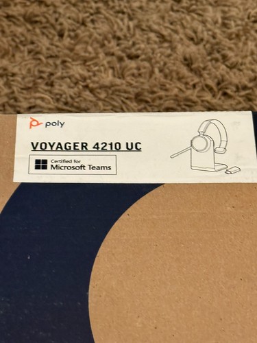 Plantronics 4210UC 218770-01 Voyager 4210 UC Wireless Headset Open Box - Picture 2 of 3