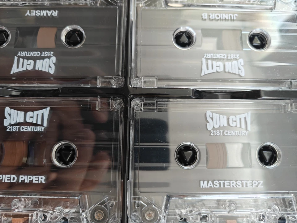 Sun City 200ad Collectors Edition 8 Pack Box Set Cassette Garage - Image 4 of 4