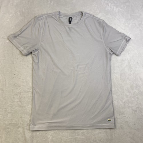 Vuori Strato Tech Short Sleeve Tee Shirt Mens Size Medium Gray Active Gym Shirt