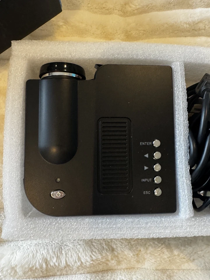 ExcelVan LED Projector LCD Image System Cinema Experience Movies Games dvd  - Image 3 of 4