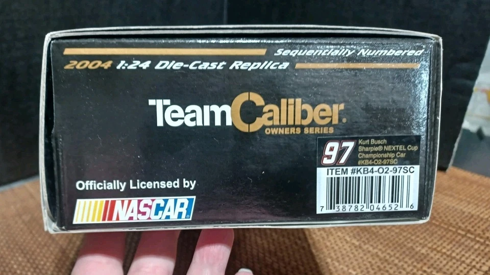 Nuevo 2004 Kurt Busch Sharpie #97 Nascar Championship Car Team calibre 1:24 en caja Foto 3 de 4