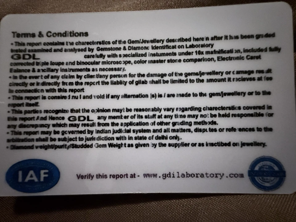 Jadeíta natural 10. 50 Ct. Piedra preciosa ovalada Foto 4 de 4