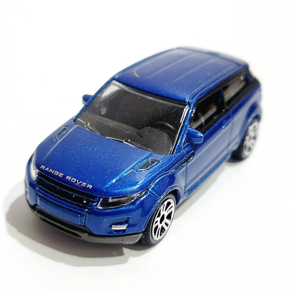 Range Rover Evoque Blue Majorette Street Cars 2014 266A-3 1:64 Scale Toy Car - Image 3 of 4