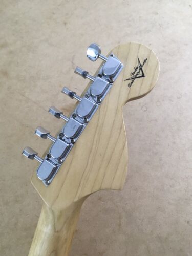 Sintonizzatori CBS Reverse Mighty Mite con licenza Fender Loaded Strat Neck Relic Lefty - Foto 4 di 20