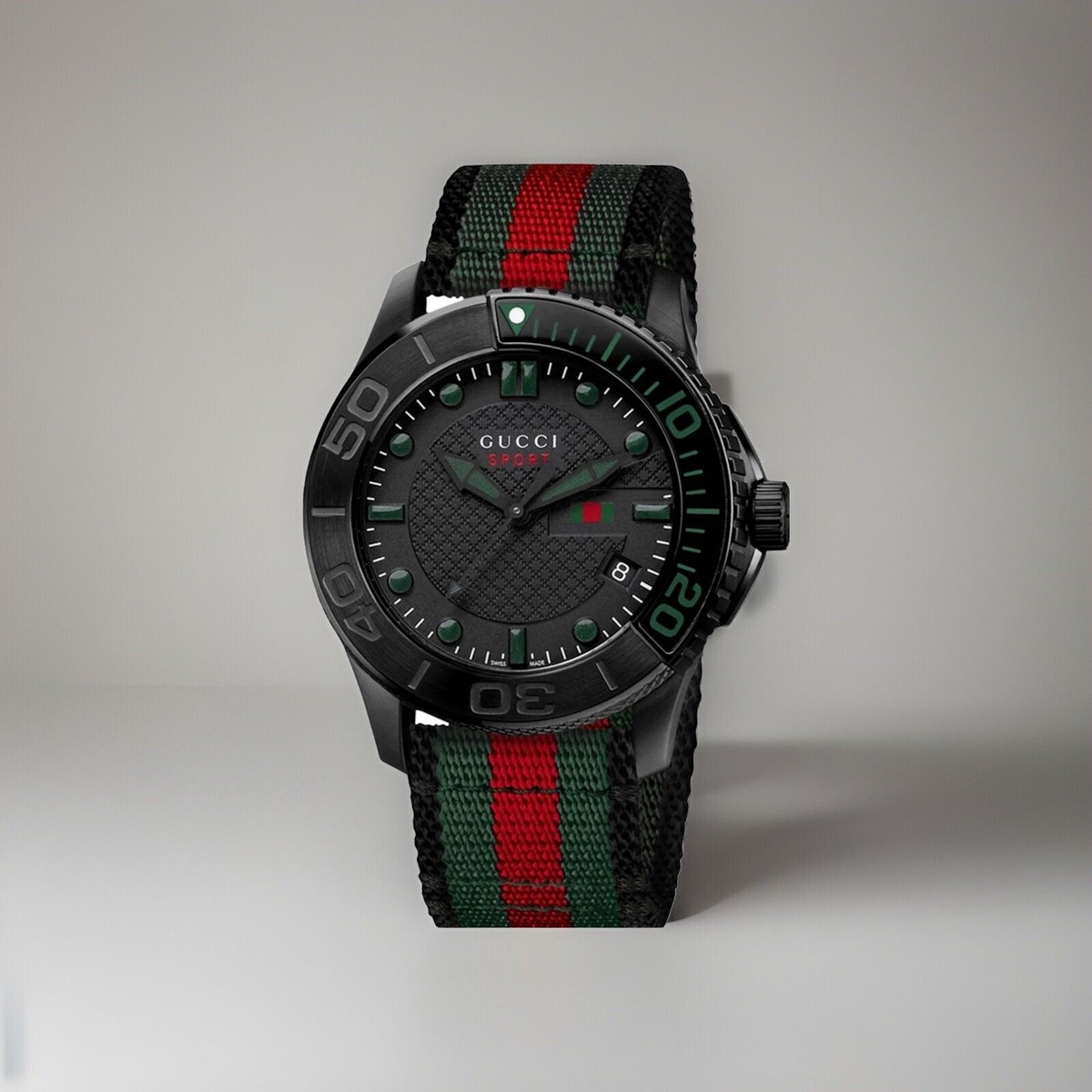 ジバンシーGIVENCHYマフラー ブラックレッドスター赤黒 ジバンシーGIVENCHYマフラー ブラックレッドスター赤黒 ジバンシー