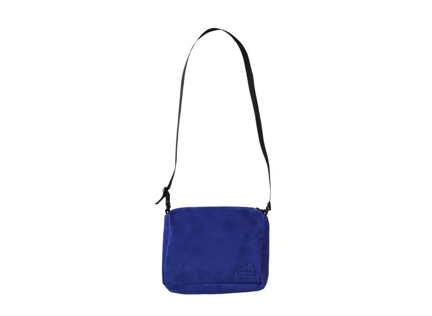 Sac à bandoulière Supreme The North Face en daim bleu