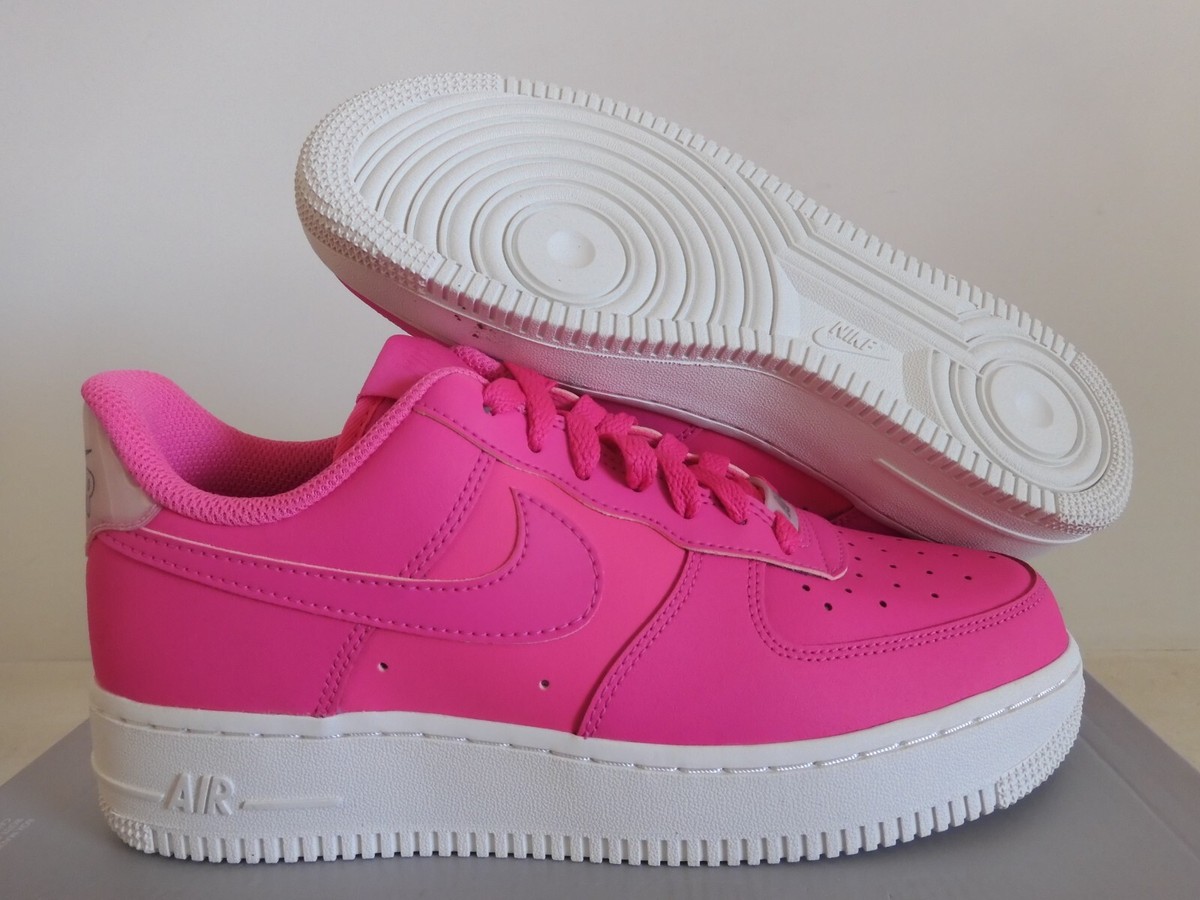 WMNS NIKE AIR FORCE 1 07 ESSENTIAL LASER FUCHSIA PINK SZ 8.5