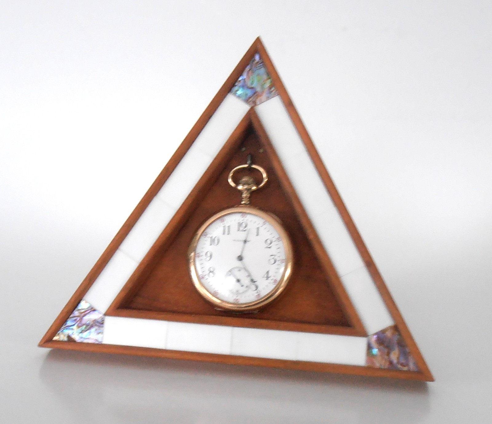 Triangular pocket watch holder, walnut with piano… - image 1