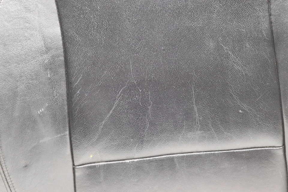 BMW Z4 2003-2008 - Conjunto de cojín de respaldo asiento superior delantero derecho (cuero) Foto 2 de 4