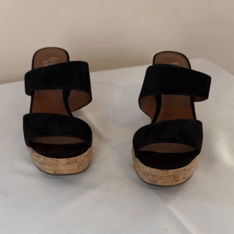 Franco Sarto Women’s Black, Faux Suede, Wedge Sandal . Size 8.5 M. 4