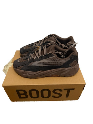 Adidas Men's Yeezy Boost 700 V2 'Mauve' Size 9.5 NEW IN BOX