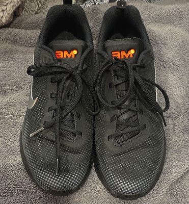 Nike Air Max HF7052-005 Black Red Sneaker Low Top Lace Up Rubber Sole