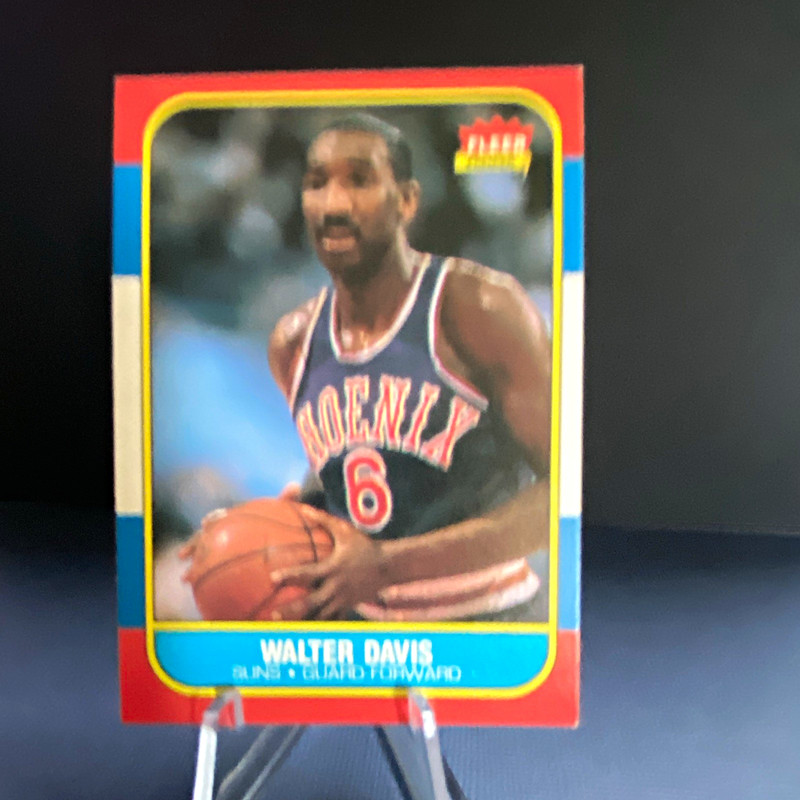 Fleer 1986-87 Walter Davis #23 Phoenix Suns NBA Basketball Base Set Card