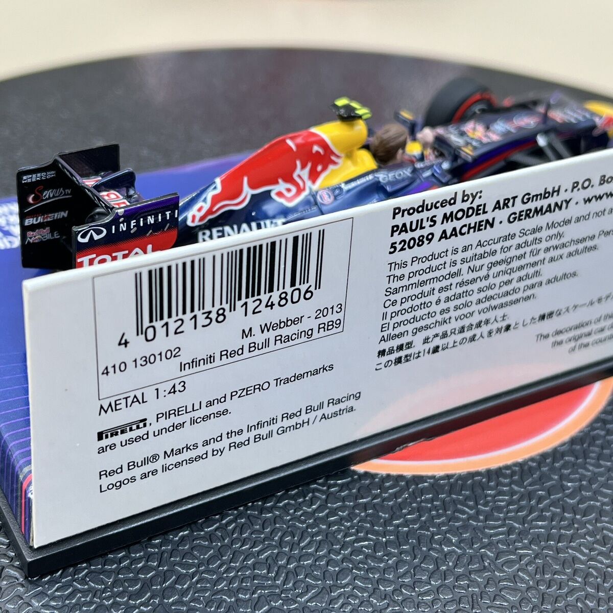 MINICHAMPS 1/43 Infiniti Red Bull RB9 Mark Webber Final MINICHAMPS 1/43 Infiniti Red Bull RB9 Mark Webber Final