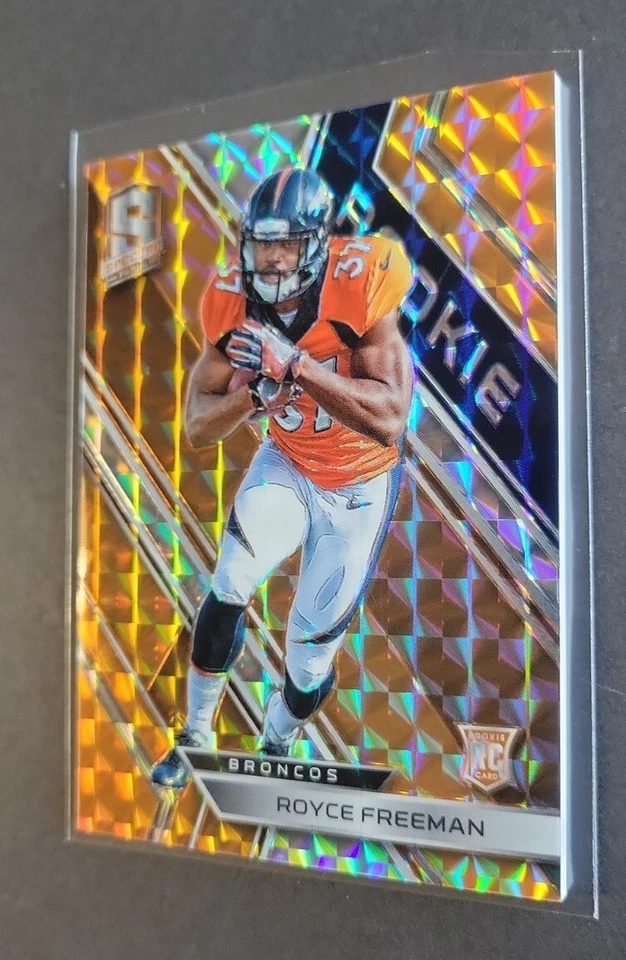 Royce Freeman 2018 Panini Spectra Prizm Orange Mosaic RC #7/10 Rookie #141 - Image 3 of 4