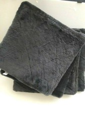 16,-€/st 4 Stück Lammfell Autokissen Sitzschoner Sitzkissen anthrazit 40x40 cm 