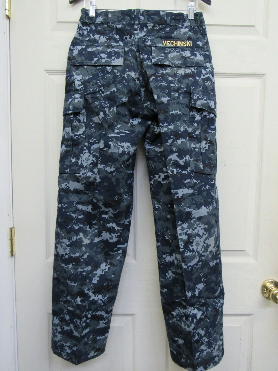 Navy camo best sale trousers