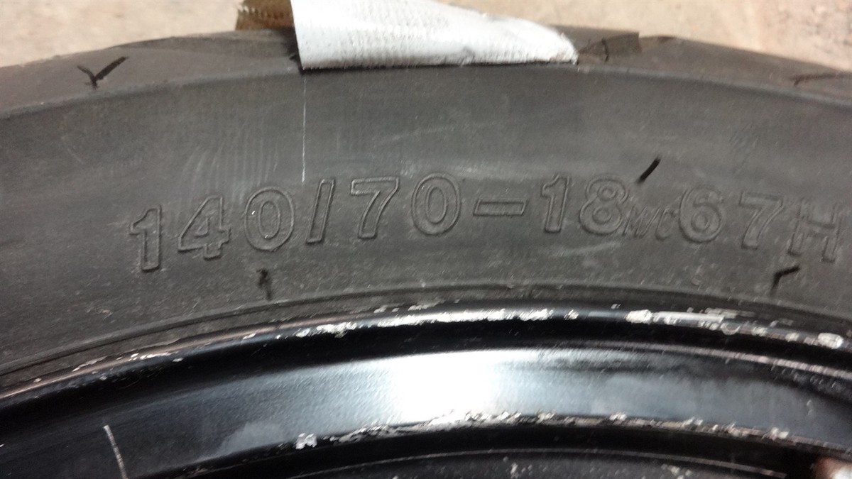 1987 Kawasaki ZX750-F Ninja ZX 750 K519. rear wheel rim 18in