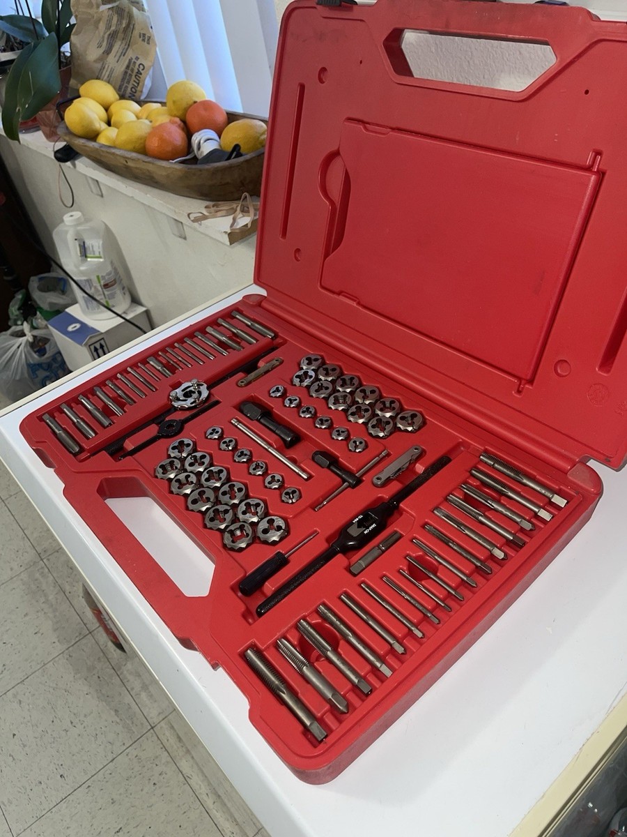 Snap On TOOLS Tap And Die Set 76 Piece Metric And Standerd SET