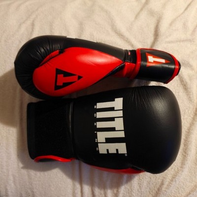 Boxing Gloves - NEVER USED - Red, 16oz