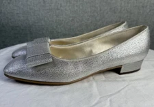 Vintage 60s Daniel Green Comfy Slippers Metallic Silver Sparkle Bow Pumps Size 9